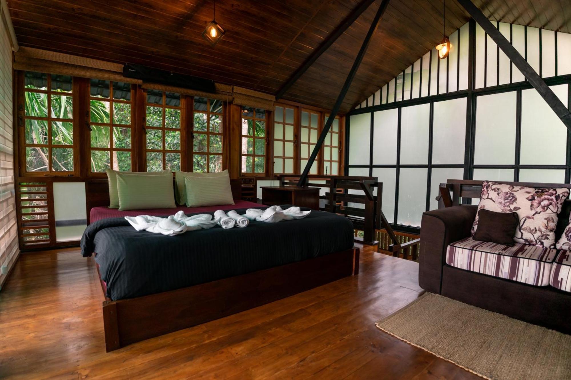 Arana Sri Lanka Eco And Yoga Center Деревянный коттедж *