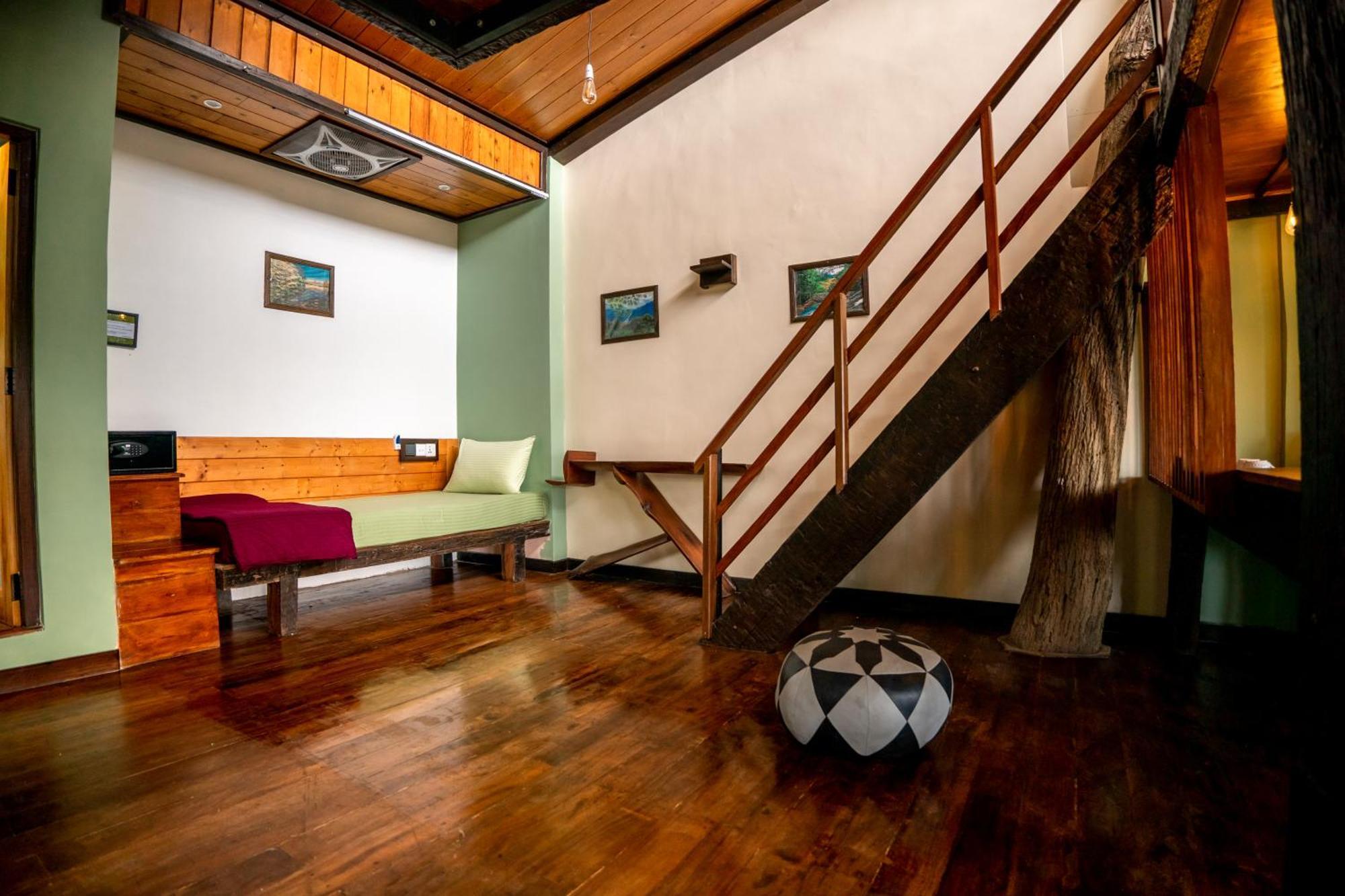Arana Sri Lanka Eco And Yoga Center Деревянный коттедж Элла